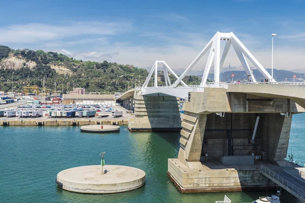 Zugbrücke in Barcelona — Stockfoto