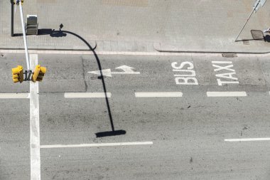 otobüs ve taksi lane