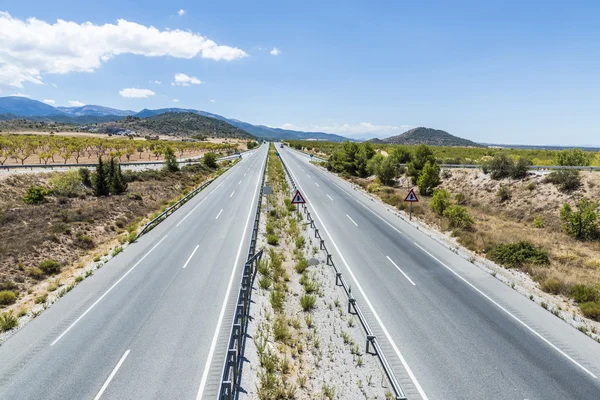 Autopista a través de Andalucía, España — Foto de Stock