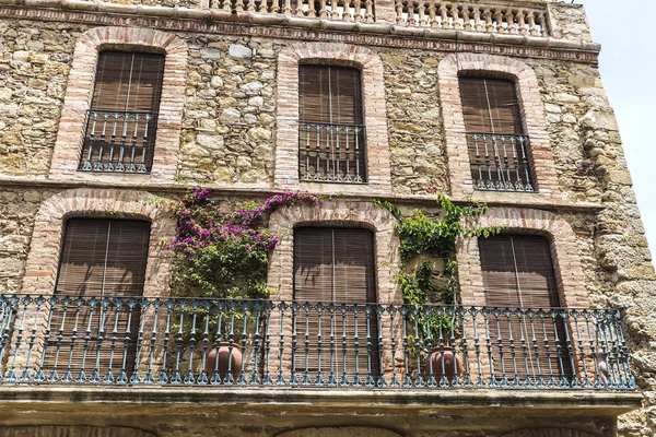 Medieval street in Catalonia — Stock Photo, Image