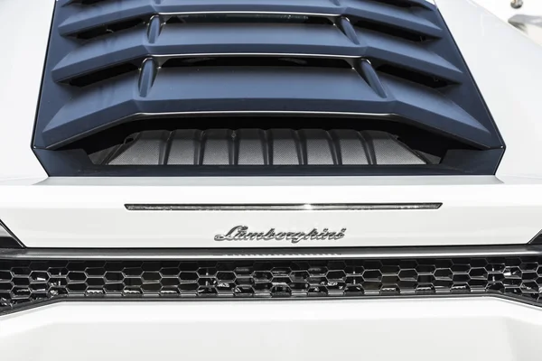 Крупный план Lamborghini — стоковое фото