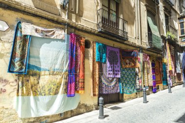 Halı Salonu, İspanya