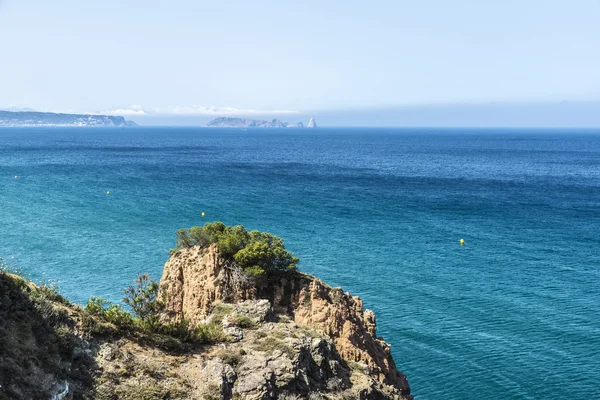 Cliff di Costa Brava, Catalunya, Spanyol — Stok Foto