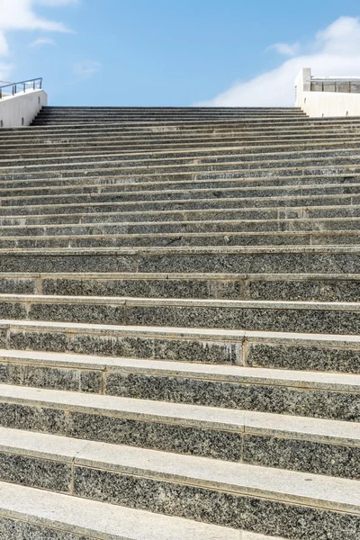 Marmurowe schody do nieba — Zdjęcie stockowe