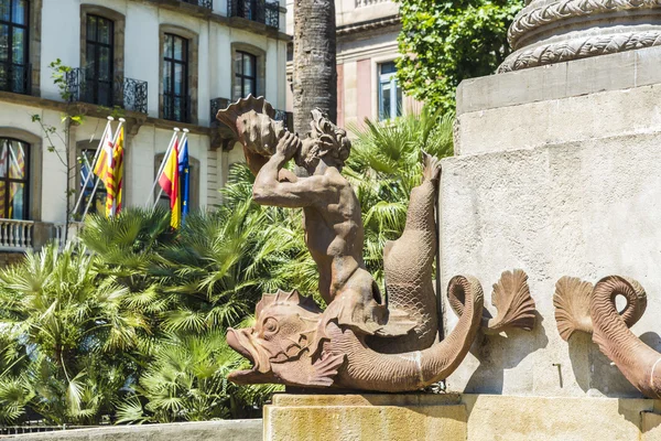 Statue of newt playing a horn, Barcelona — Stock Photo, Image