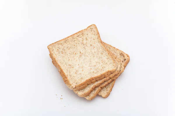 Biologisch brood op de witte achtergrond, isolatie van brood, tarwe — Stockfoto