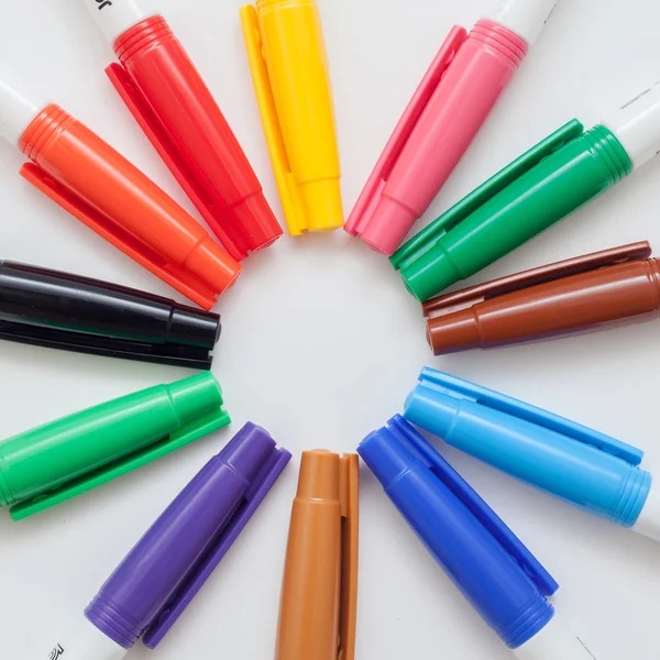 Color de la pluma sobre fondo blanco, color de la pluma aislado — Foto de Stock