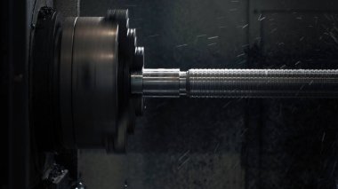 Fabrikadaki metal işleme makinesi.