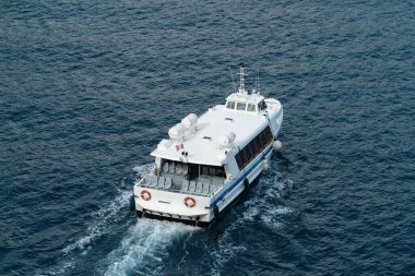 Yolcu Katamaran Feribotu Açık Deniz 'de