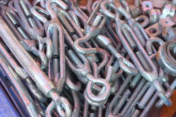 Un conjunto de palancas de acero inoxidable usadas reales —  Fotos de Stock