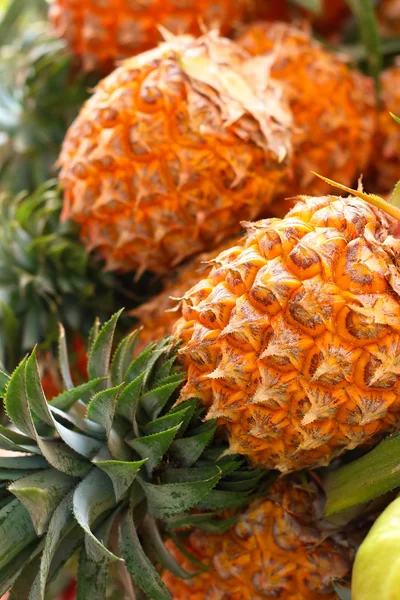 Fresh pineapple on a table in the market. — Stock Photo, Image
