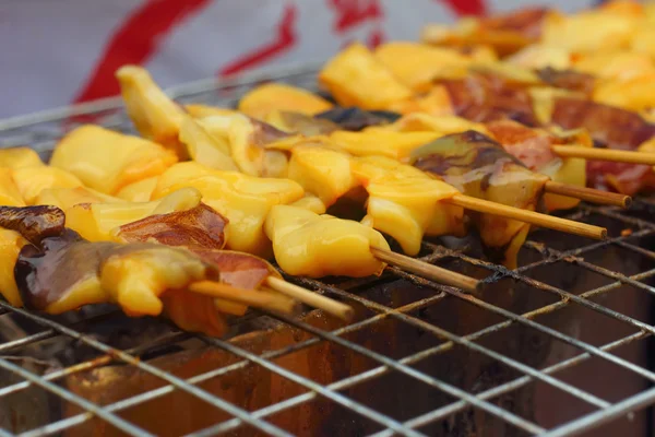 B-B-Q Grilled Squid in the market — Stock Photo, Image