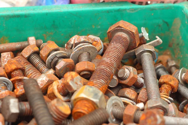 Un conjunto de palancas de acero inoxidable usadas reales —  Fotos de Stock