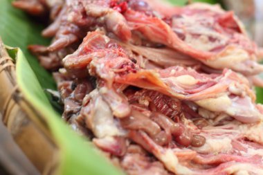 Taze küçük tavuk eti içinde belgili tanımlık çarşı