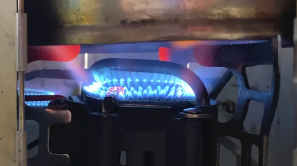 Travel Gas Burner Blue Flame Gas Burner Close Gas Cooking — Stock Photo, Image