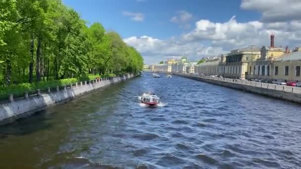 Aziz Petrus Rusya Mayıs 2021 Küçük Bir Tekne Fontanka Nehri — Stok video