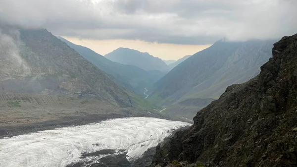 Meraviglioso Paesaggio Montano Dell Ossezia Del Nord Montagne Rocce Colline — Foto Stock