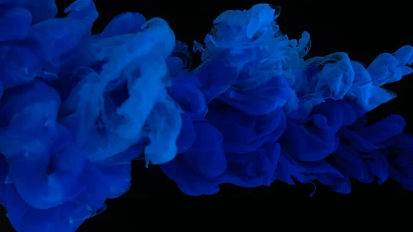 Μπλε Υδατογραφία Χρώματα Στο Νερό Μαύρο Φόντο Φοβερό Αφηρημένο Υπόβαθρο — Φωτογραφία Αρχείου