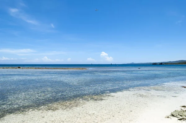 View Beach Waters Airplane Leaving Roatan Resort Island Honduras — Stock Photo, Image