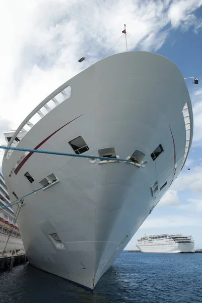 Vista Cercana Una Proa Crucero Amarrado Isla Cozumel México — Foto de Stock