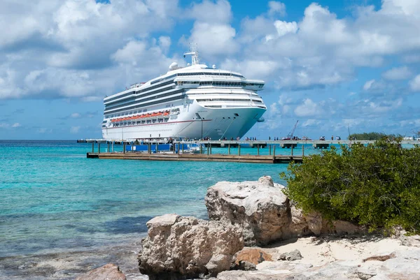 Vue Sur Côte Rocheuse Île Grand Turk Bateau Croisière Amarré — Photo