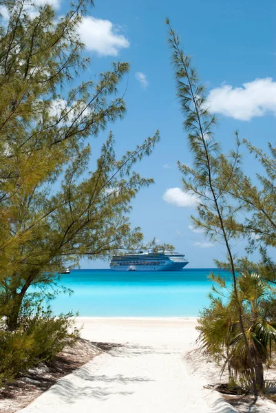 Acceso Playa Turística Deshabitada Isla Half Moon Cay Bahamas — Foto de Stock