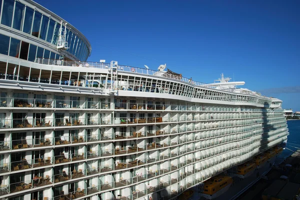 Crucero gigante — Foto de Stock