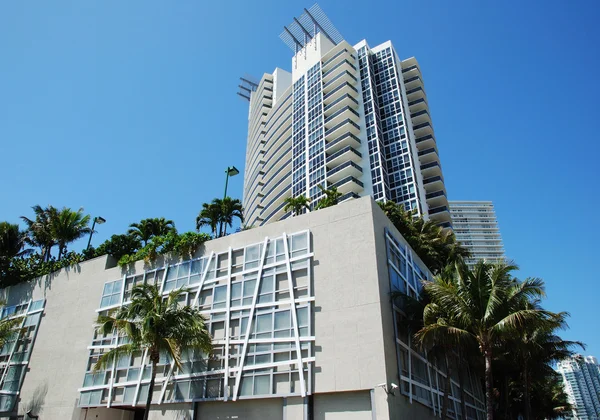 Miami modernes Gebäude — Stockfoto