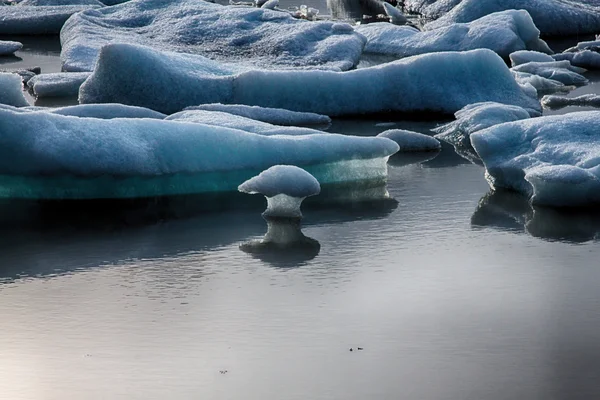Glaciar, hielo, nieve, Islandia, naturaleza, viajes, turismo, invierno, frío — Foto de Stock