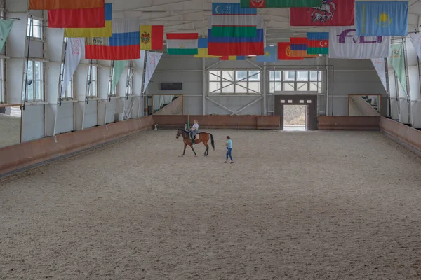 At binicisi antrenman yapıyor.