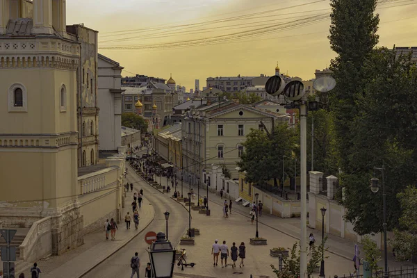 Akşam kenti manzarası