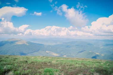 Karpat Dağları'nın parlak manzara