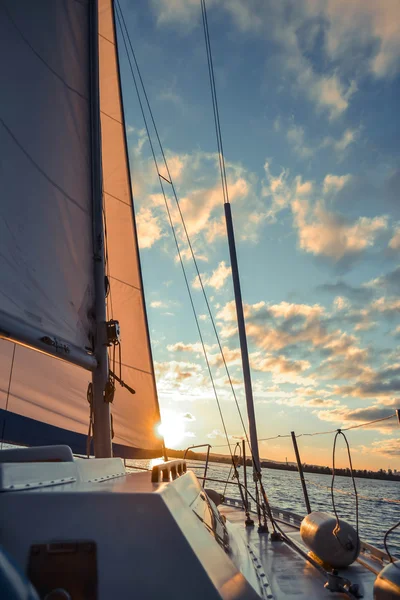 Sail sailing ship on the water and sky clouds — Stock Photo, Image