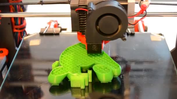 Impresión de la impresora 3D primer plano — Vídeos de Stock