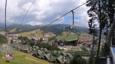 Ormanda kablo araba hareketi