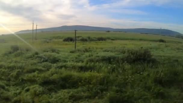 Paesaggio dalla finestra di un treno ferroviario — Video Stock