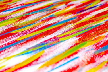 Farklı boyalarla fırça darbelerinin parlak renkli arka planı. Sanat ve yaratıcılık arka planı. Kırmızı, sarı, mavi, turuncu, pembe boya darbeleri. Sanat ve çizim konsepti. Soyut