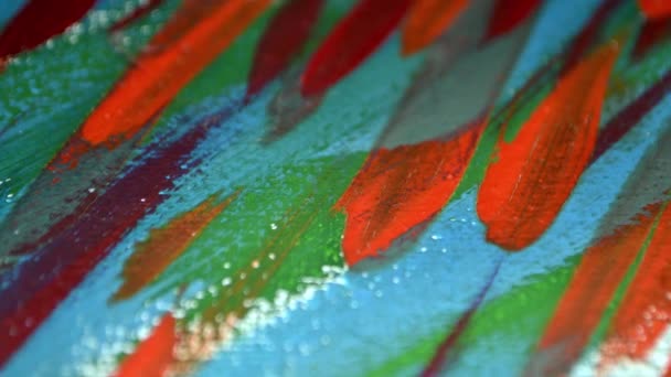Багато різних кольорових ліній розмальовані яскравою фарбою на полотні крупним планом . — стокове відео
