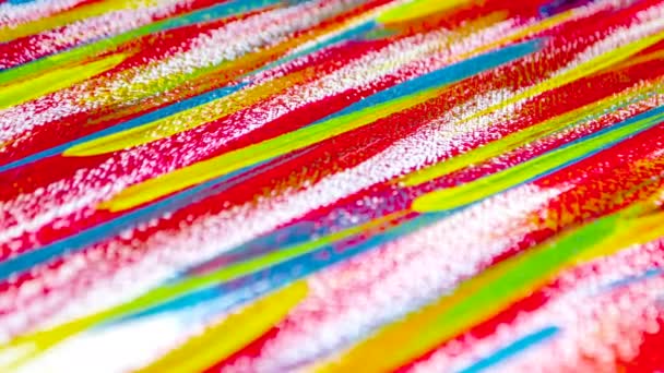 Sıvı boyalı parlak renkli çizgilerin parlak renkli arkaplanı — Stok video