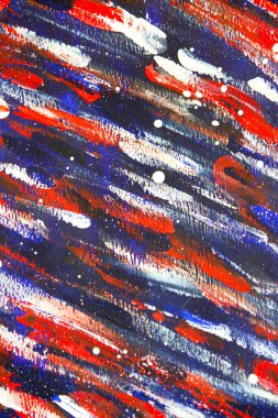 Birçok farklı renkte çizgiler beyaz tuval arka planında fırçayla kaotik bir şekilde çizilir. Sanat arkaplanı yakın plan. Beyaz arkaplana rastgele boyanmış soyut renkli çizgi fırçası. Parlak renkli