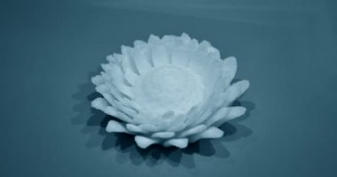 3D yazıcıya basılmış sarı renkli soyut izole nesne çiçeği