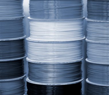 3D yazıcı için makara dolusu plastik. 3D yazıcı için filament kablosu makaraları