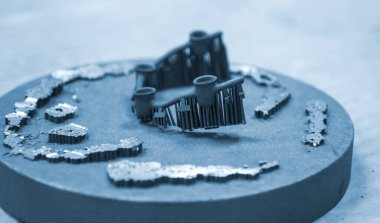 Nesne lazer sindirim makinesine yazdırıldı