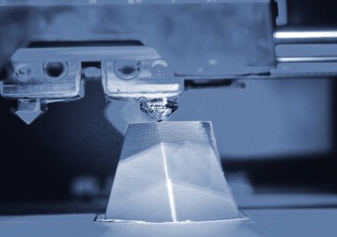 3d yazıcı mavi gri çizgili geometrik şekiller mavi arkaplan yazdırıyor