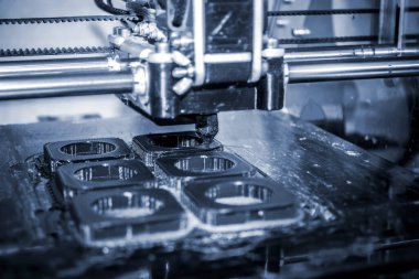 Modern 3D yazıcı yazıcı figürü yakın plan. Otomatik olarak üç boyutlu