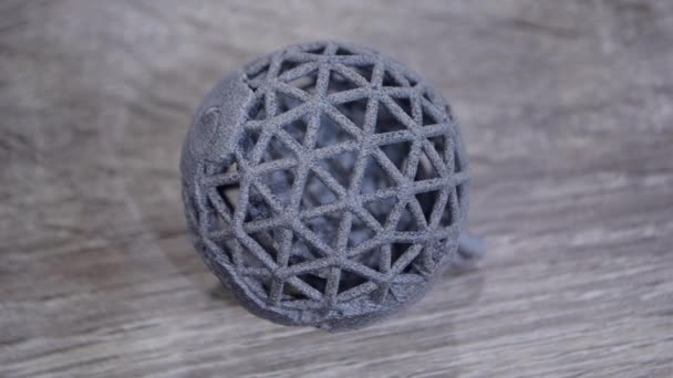 Objet imprimé sur imprimante 3D en poudre à partir d'un gros plan en poudre de polyamide — Video