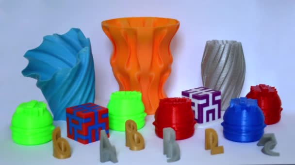 3D model gedrukt model op 3D printer van heet gesmolten kunststof. — Stockvideo