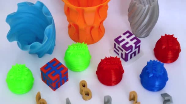 3D model printed model on 3d printer from hot molten plastic. — Stock Video