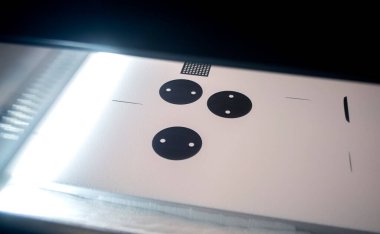 Endüstriyel profesyonel toz 3D yazıcı yazdırma süreci.