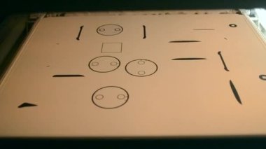 Toz endüstriyel 3D yazıcı üç boyutlu hacim modelleri yazdırıyor